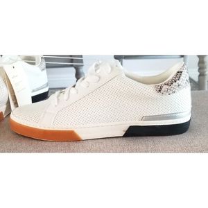 Women's Sneakers